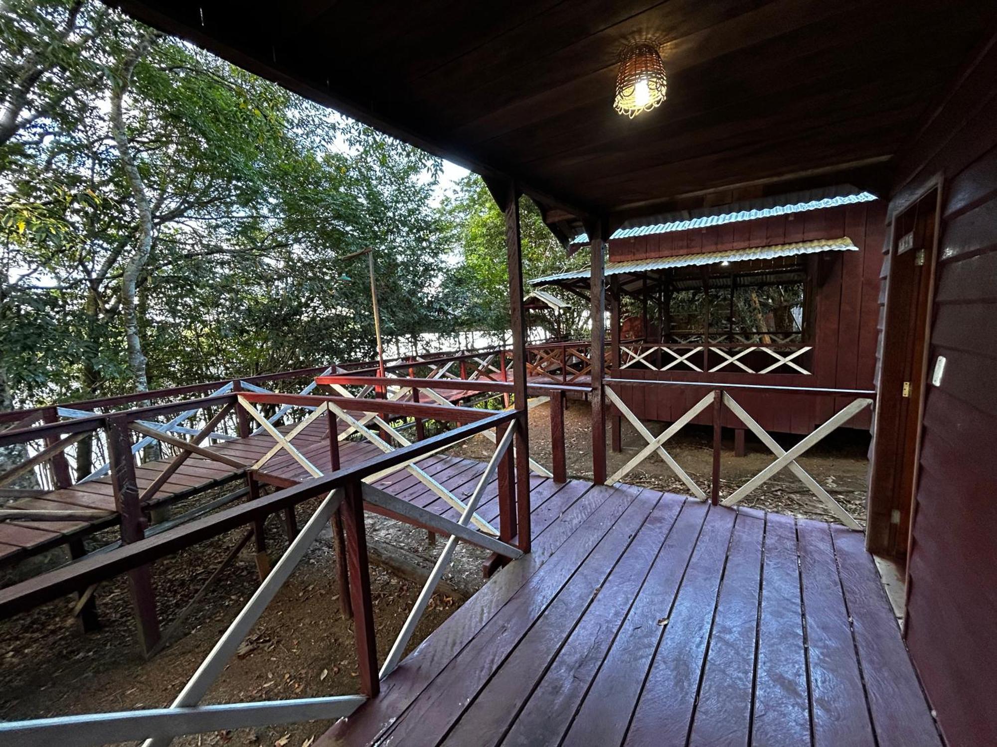 Vista do Lago Jungle Lodge Cajual Exterior foto